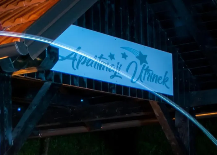 House Utrinek With Free Play Room, Jacuzzy And Garage