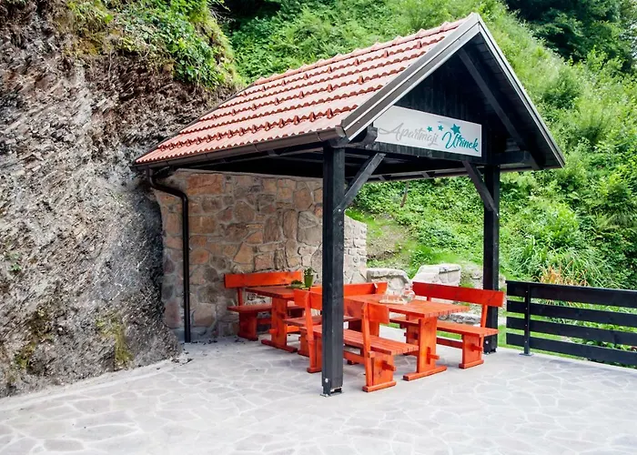 Διαμέρισμα House Utrinek With Free Play Room, Jacuzzy And Garage