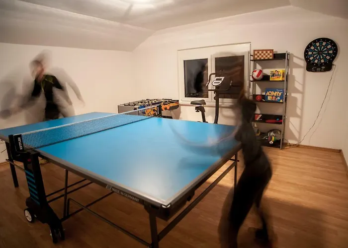 House Utrinek With Free Play Room, Jacuzzy And Garage